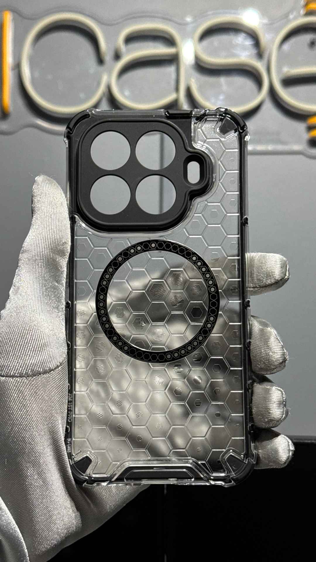 Case HoneyComb MagSafe Antigolpes