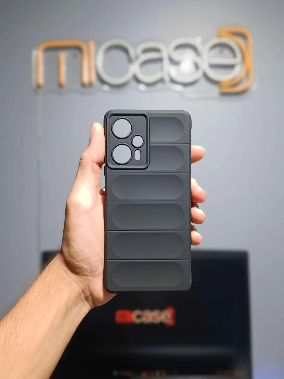 FUNDA ESCUDO MAGICO POCO F5