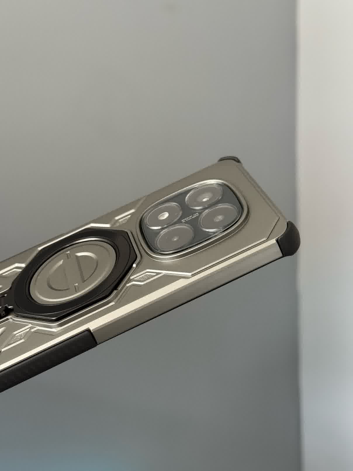 Case Titán MagSafe Anticaida