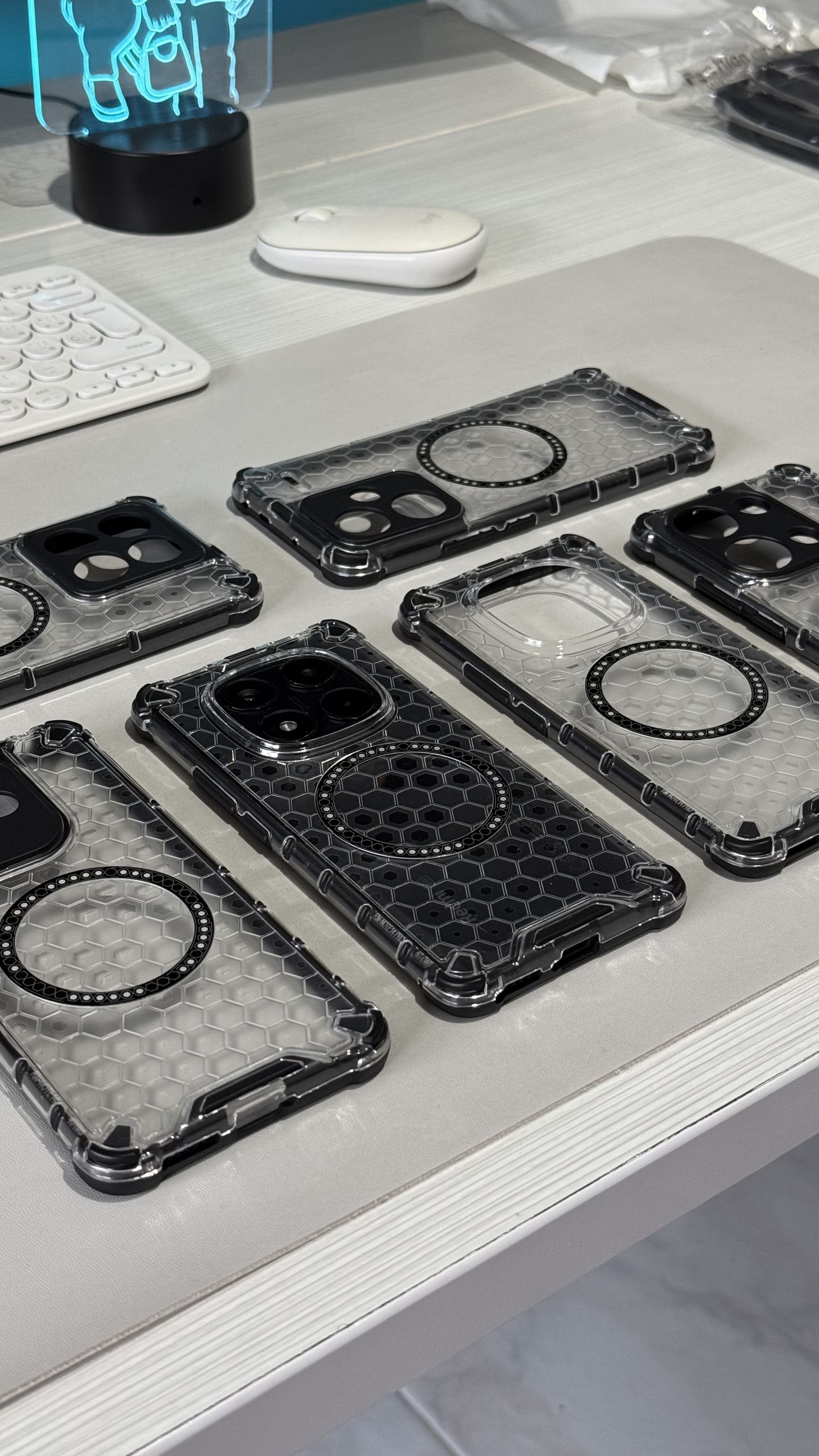 Case HoneyComb MagSafe Antigolpes