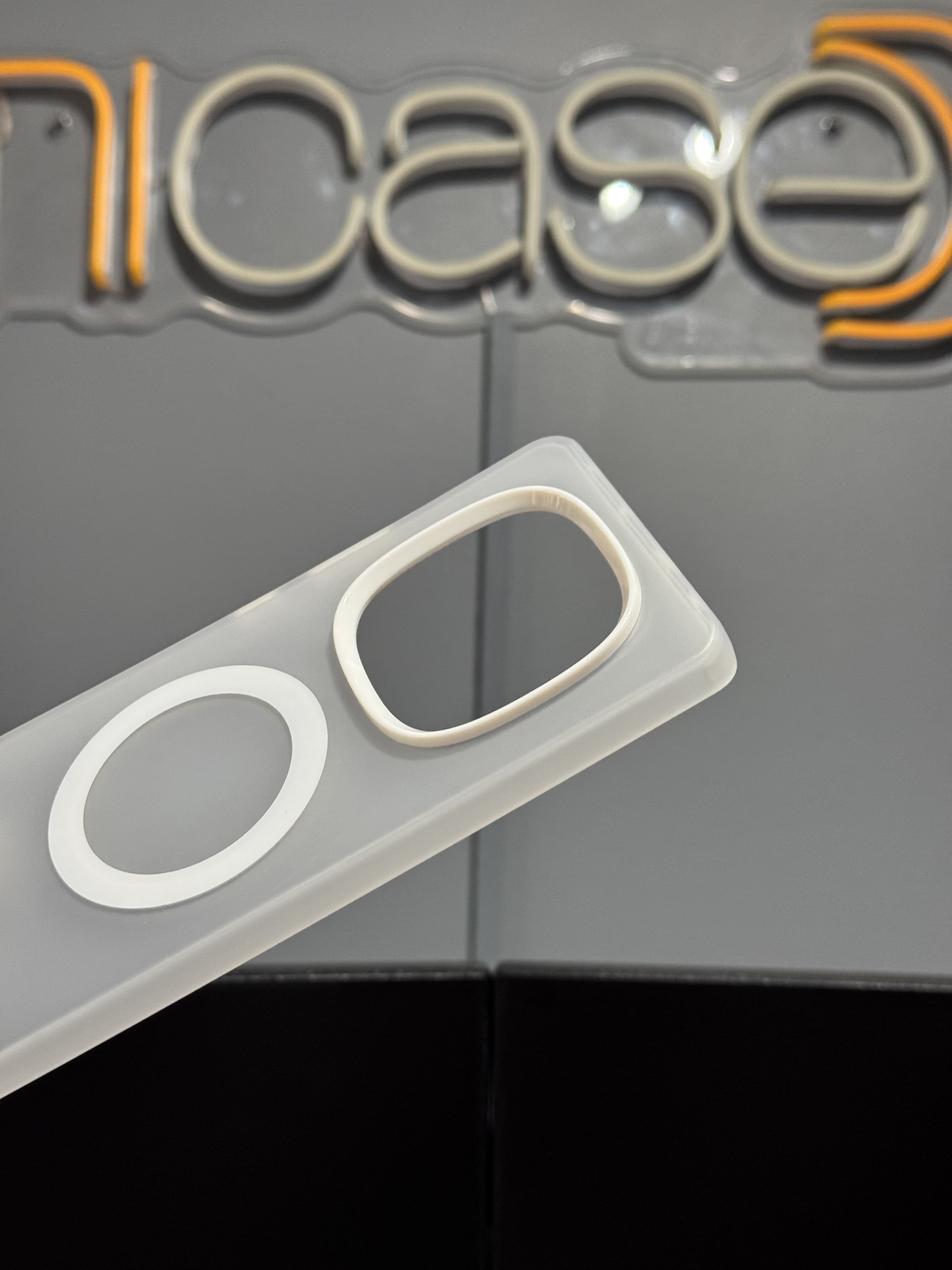 Case MagSafe Matte Antigolpes