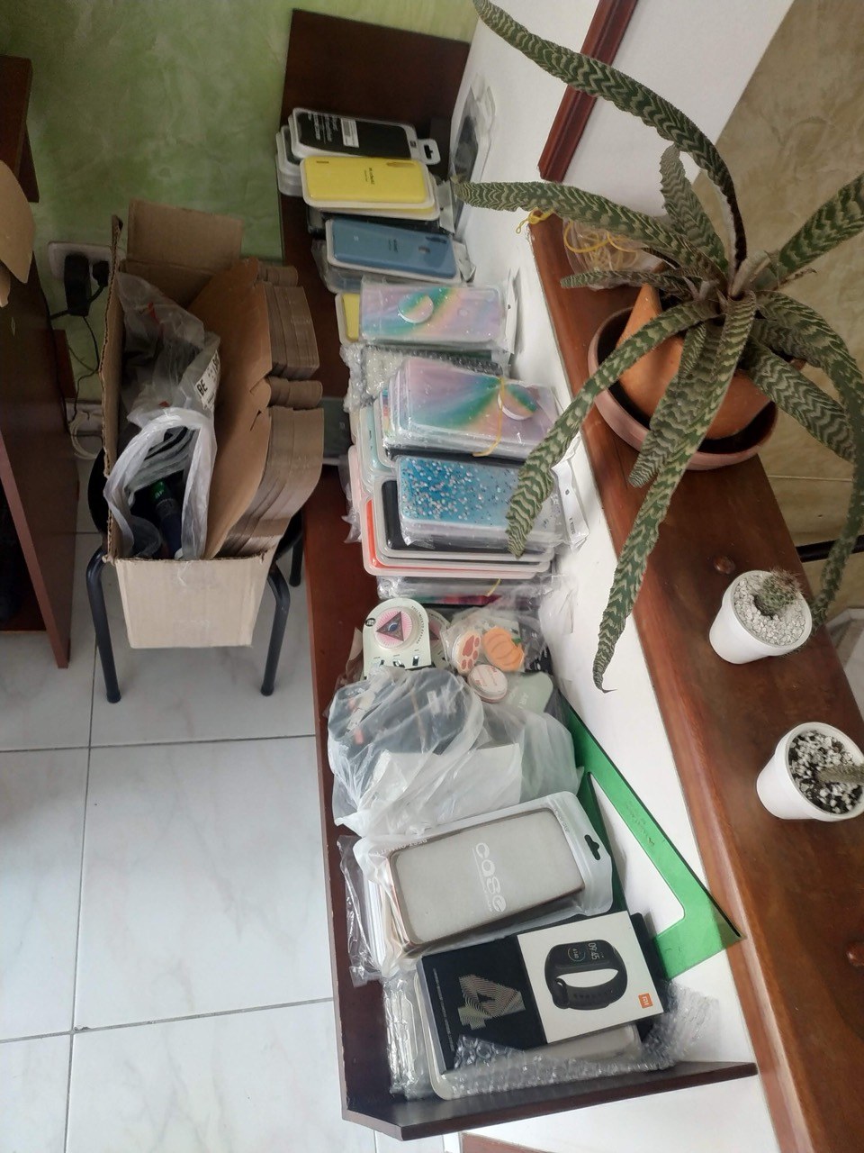 Instagram, WhatsApp y la mesa de la casa