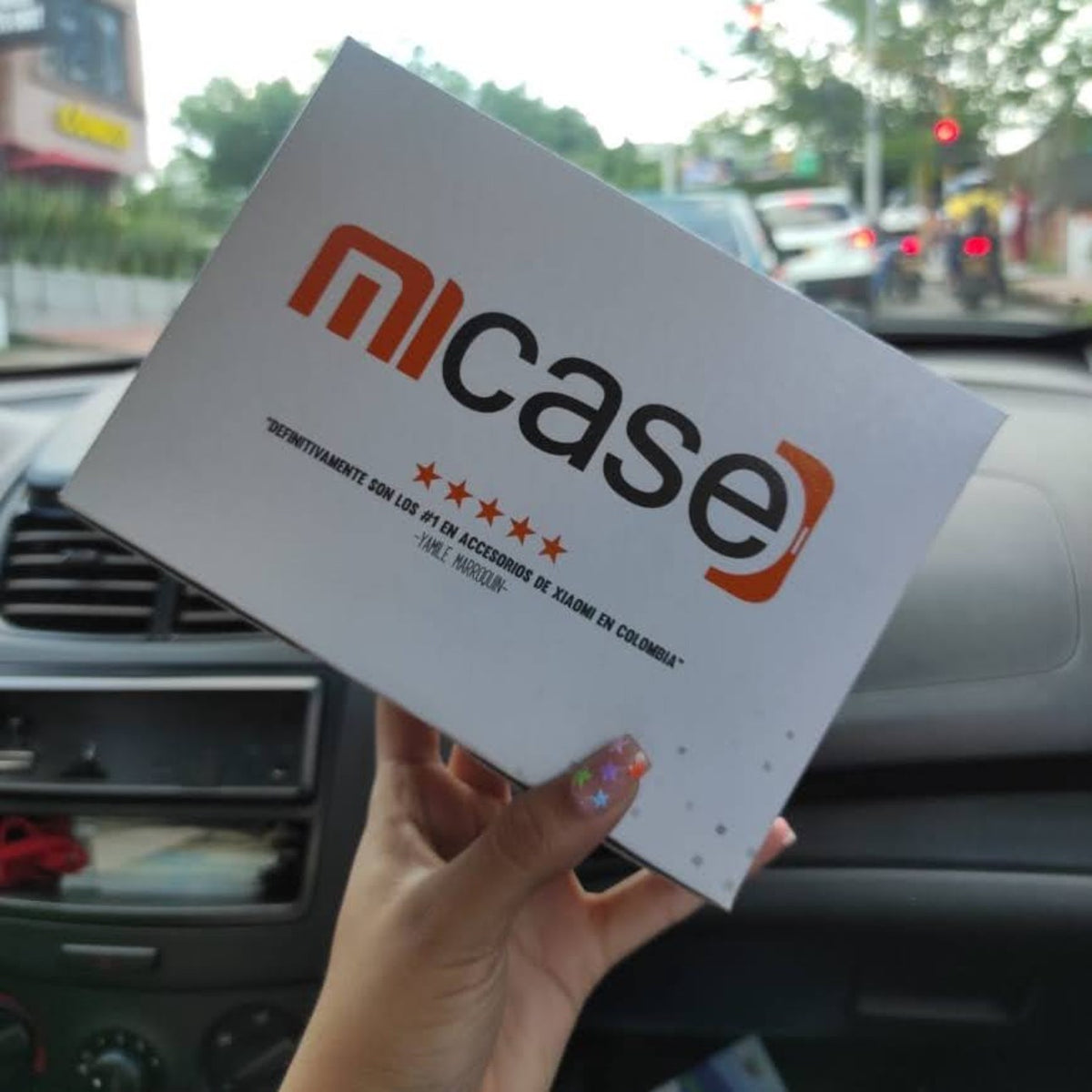 La caja habló con la voz de una clienta